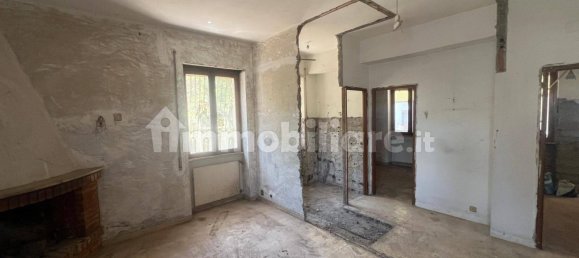 3 Schlafzimmer Villa in San Cesareo, Italy, Nr. 294043 5