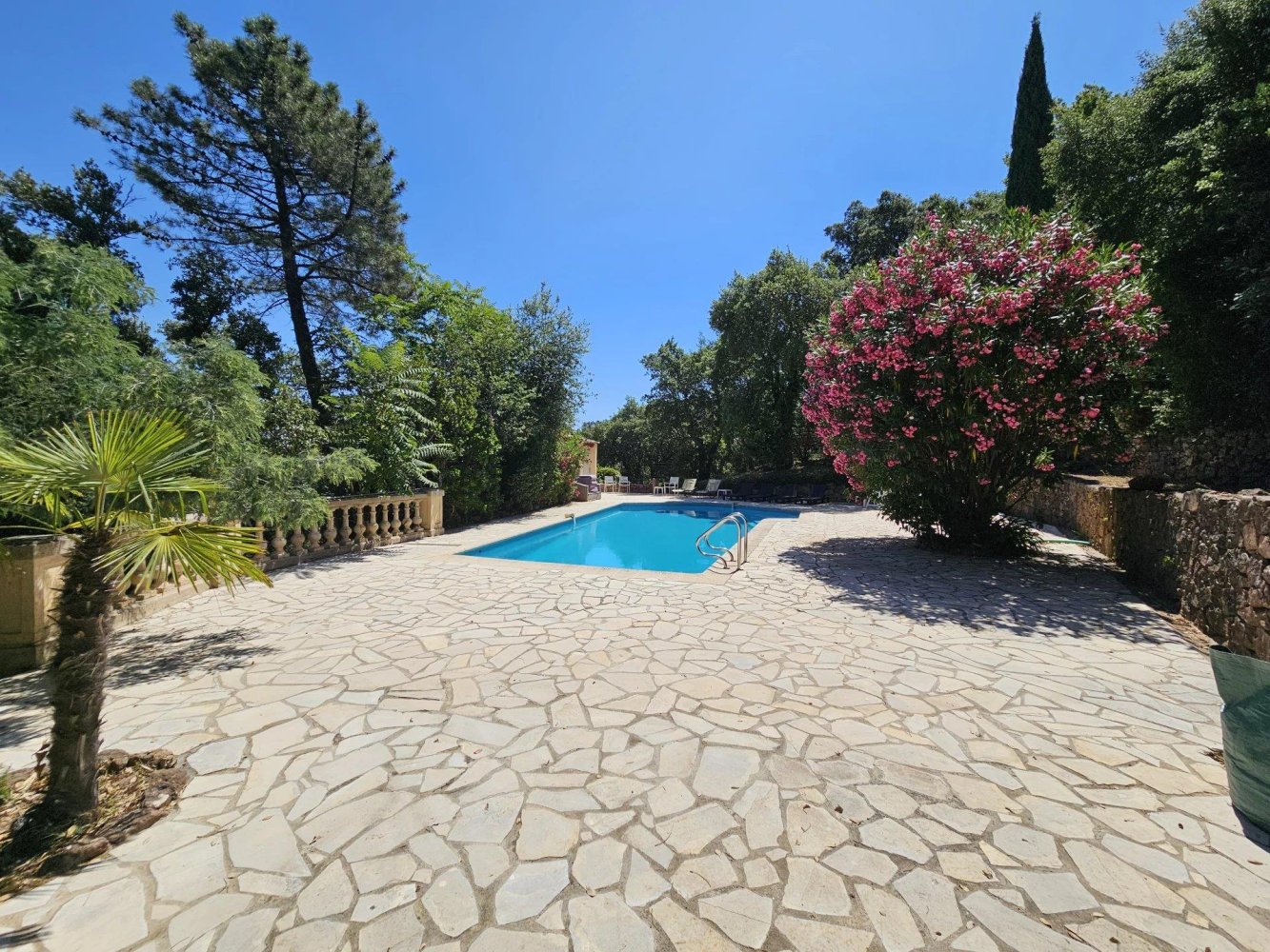 Apartamento de 5 dormitorios en Mandelieu-la-Napoule, France No. 294690