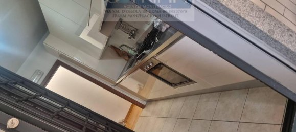 3غرفة شقة في Rome, Italy رقم 26379 6