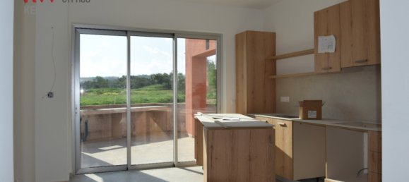 Вилла с 4 спальнями в Паралимни, Кипр № 26894 3