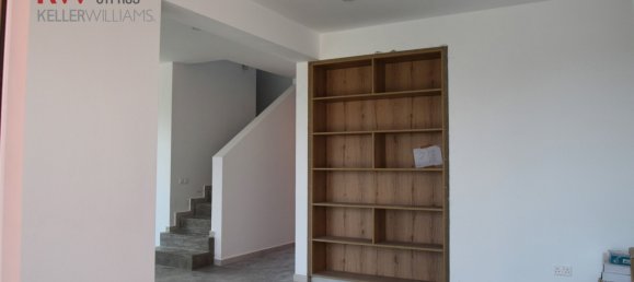 Вилла с 4 спальнями в Паралимни, Кипр № 26894 5