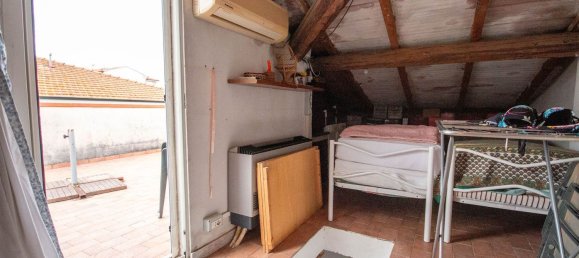 6 bedrooms Apartment in Cecina, Italy No. 311065 8