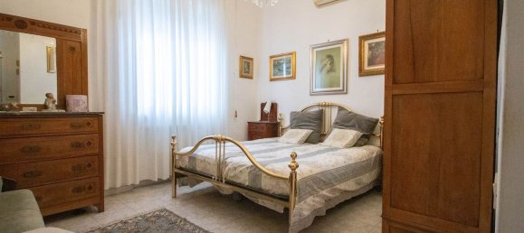 6 bedrooms Apartment in Cecina, Italy No. 311065 6