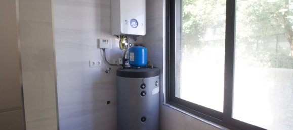 3 bedrooms Apartment in Porto, Portugal No. 130145 16