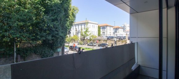 3 bedrooms Apartment in Porto, Portugal No. 130145 20