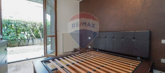 2 rooms Apartment in Brusaporto, Italy No. 290140 11