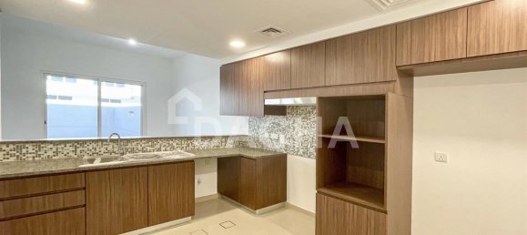 3 bedrooms Townhouse in Mudon, UAE No. 27672 4