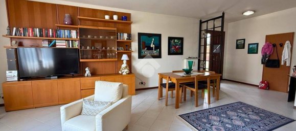2 bedrooms Apartment in Capriolo, Italy No. 316314 8