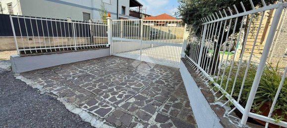 2 bedrooms Apartment in Capriolo, Italy No. 316314 32