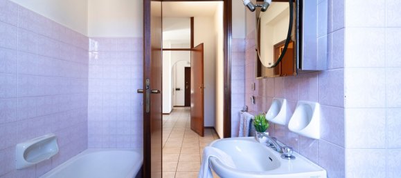 Apartamento de 4 habitaciónes en Mariano Comense, Italy No. 294876 29