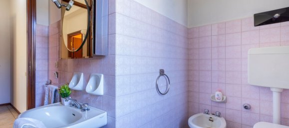 Apartamento de 4 habitaciónes en Mariano Comense, Italy No. 294876 28