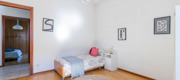 Apartamento de 4 habitaciónes en Mariano Comense, Italy No. 294876 24