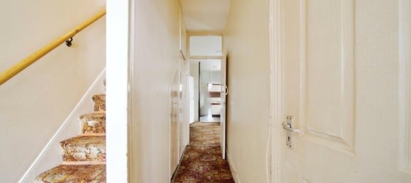 3 bedrooms House in East Ham, United Kingdom No. 11431 5