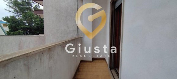 4 rooms House in Brindisi, Italy No. 35112 34