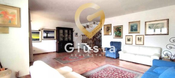4 rooms House in Brindisi, Italy No. 35112 10