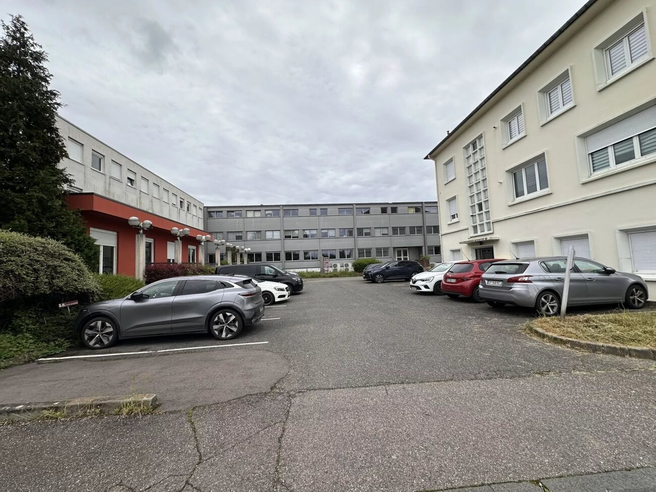 8-Zimmer Gewerbliche Immobilie in Scy-Chazelles, France, Nr. 66160