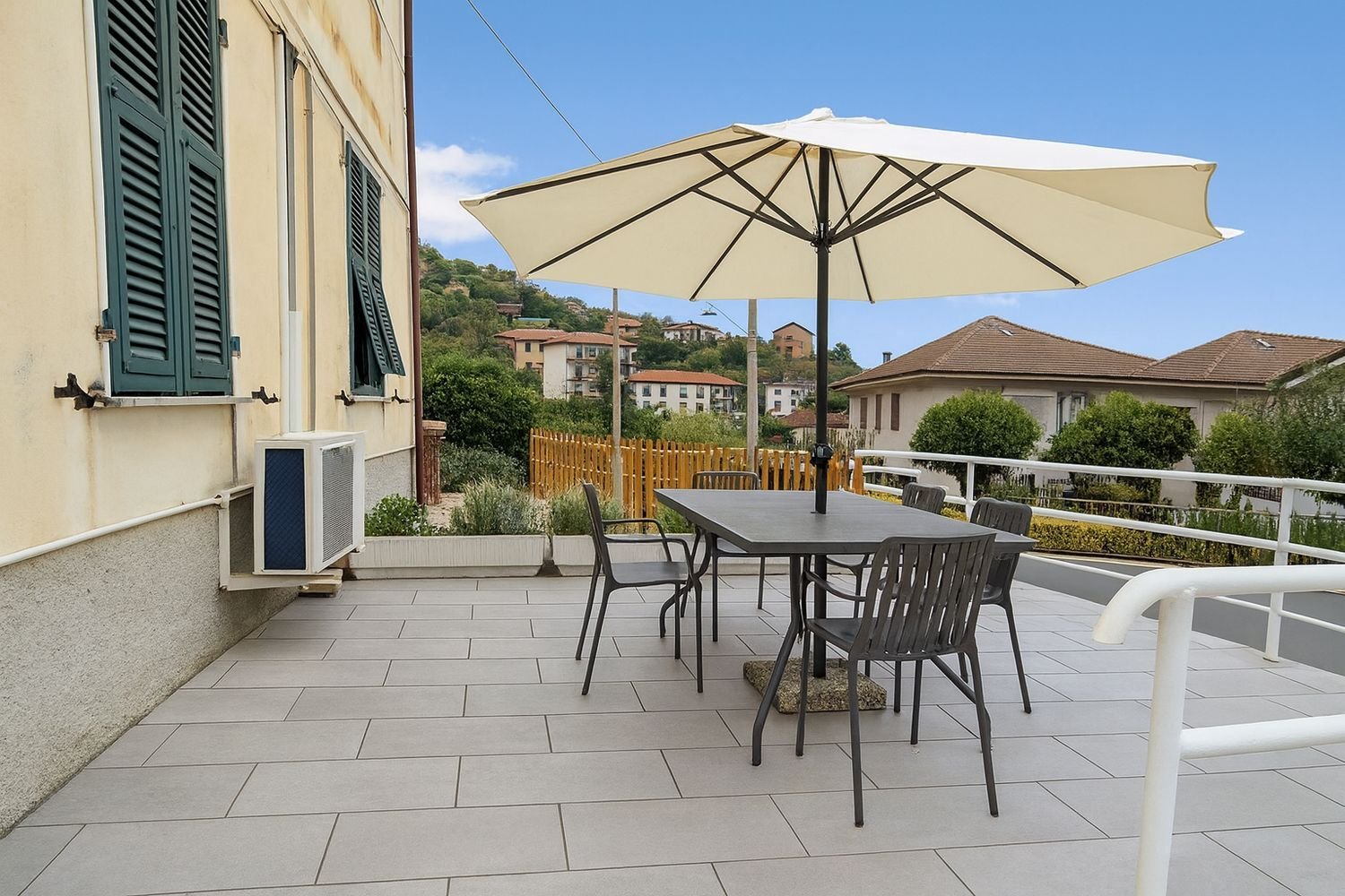 3 غرف نوم شقة في Vezzano Ligure, Italy رقم 316746