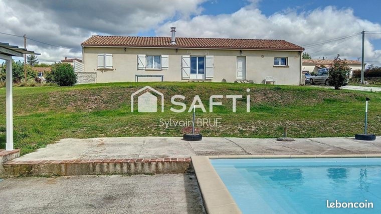 4 bedrooms House in Lot, France No. 303394