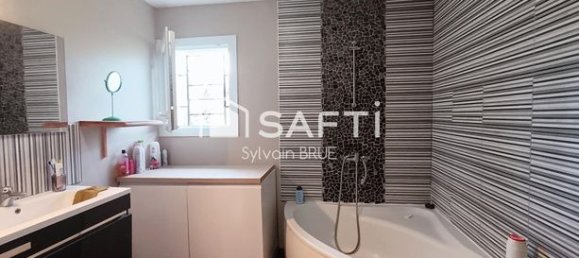 4 bedrooms House in Lot, France No. 303394 7