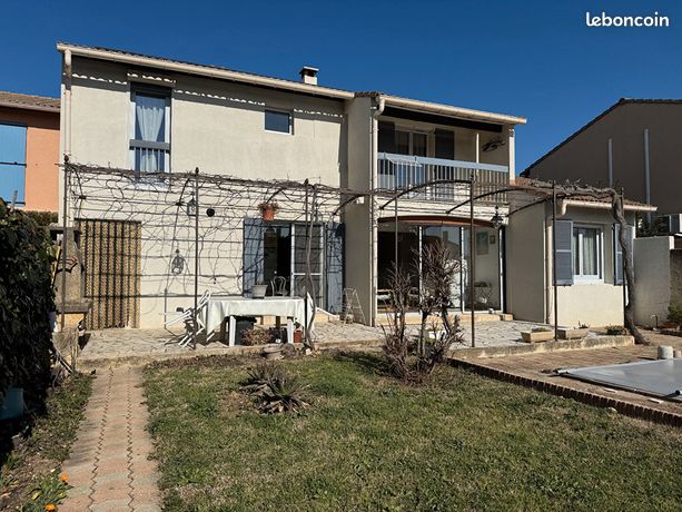 4 bedrooms House in Le Pontet, France No. 301373