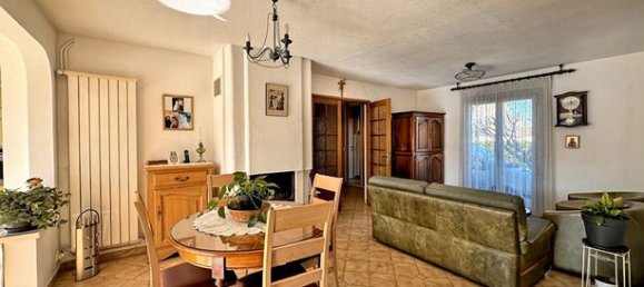 4 bedrooms House in Le Pontet, France No. 301373 5