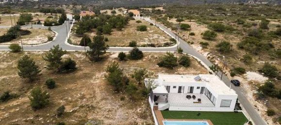 4 bedrooms House in Souni–Zanatzia, Cyprus No. 10772 6