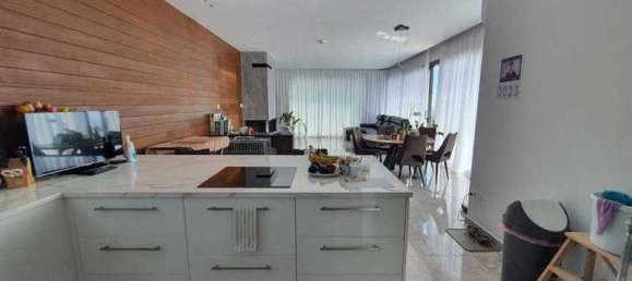 4 bedrooms House in Souni–Zanatzia, Cyprus No. 10772 2