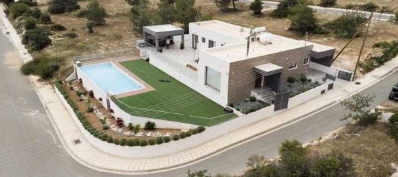 4 bedrooms House in Souni–Zanatzia, Cyprus No. 10772 4