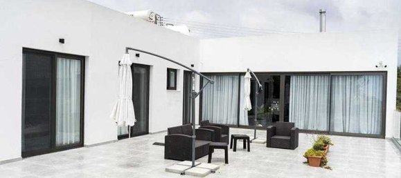 4 bedrooms House in Souni–Zanatzia, Cyprus No. 10772 7