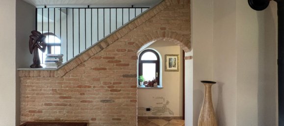 Villa de 6 dormitorios en Cherasco, Italy No. 379331 33