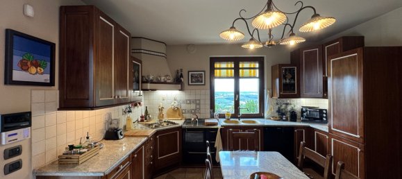 Villa de 6 dormitorios en Cherasco, Italy No. 379331 44