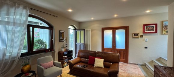 Villa de 6 dormitorios en Cherasco, Italy No. 379331 31