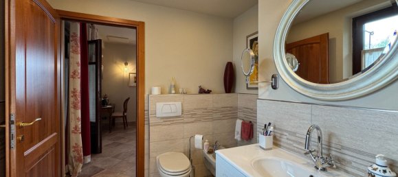 Villa de 6 dormitorios en Cherasco, Italy No. 379331 75