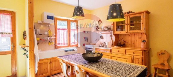 Casa de 3 habitaciónes en Ventasso, Italy No. 160820 24