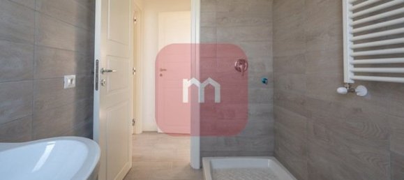 Вилла с 4 комнатами в Сан Чезарео, Италия № 8856 59