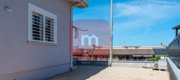 Вилла с 4 комнатами в Сан Чезарео, Италия № 8856 18