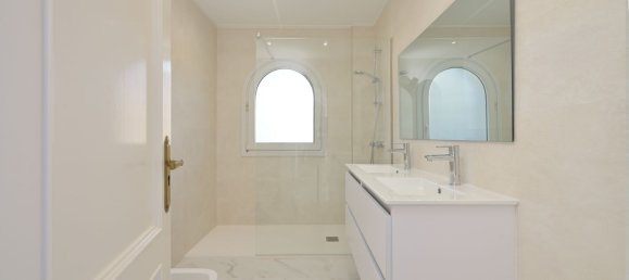 5 Schlafzimmer Villa in Marbella, Spain, Nr. 41782 46