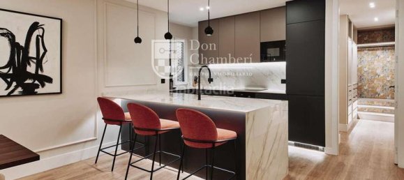 3 bedrooms Apartment in Madrid, Spain No. 120010 2