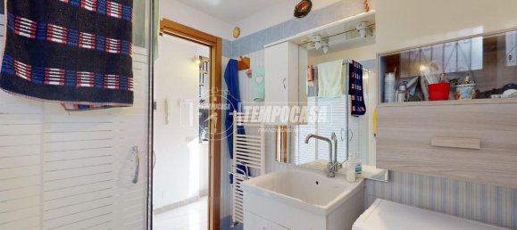 4 rooms Apartment in Carate Brianza, Italy No. 170786 20