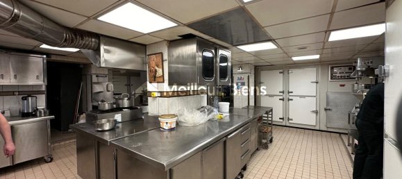 500m² Office in Lens, France No. 211066 5