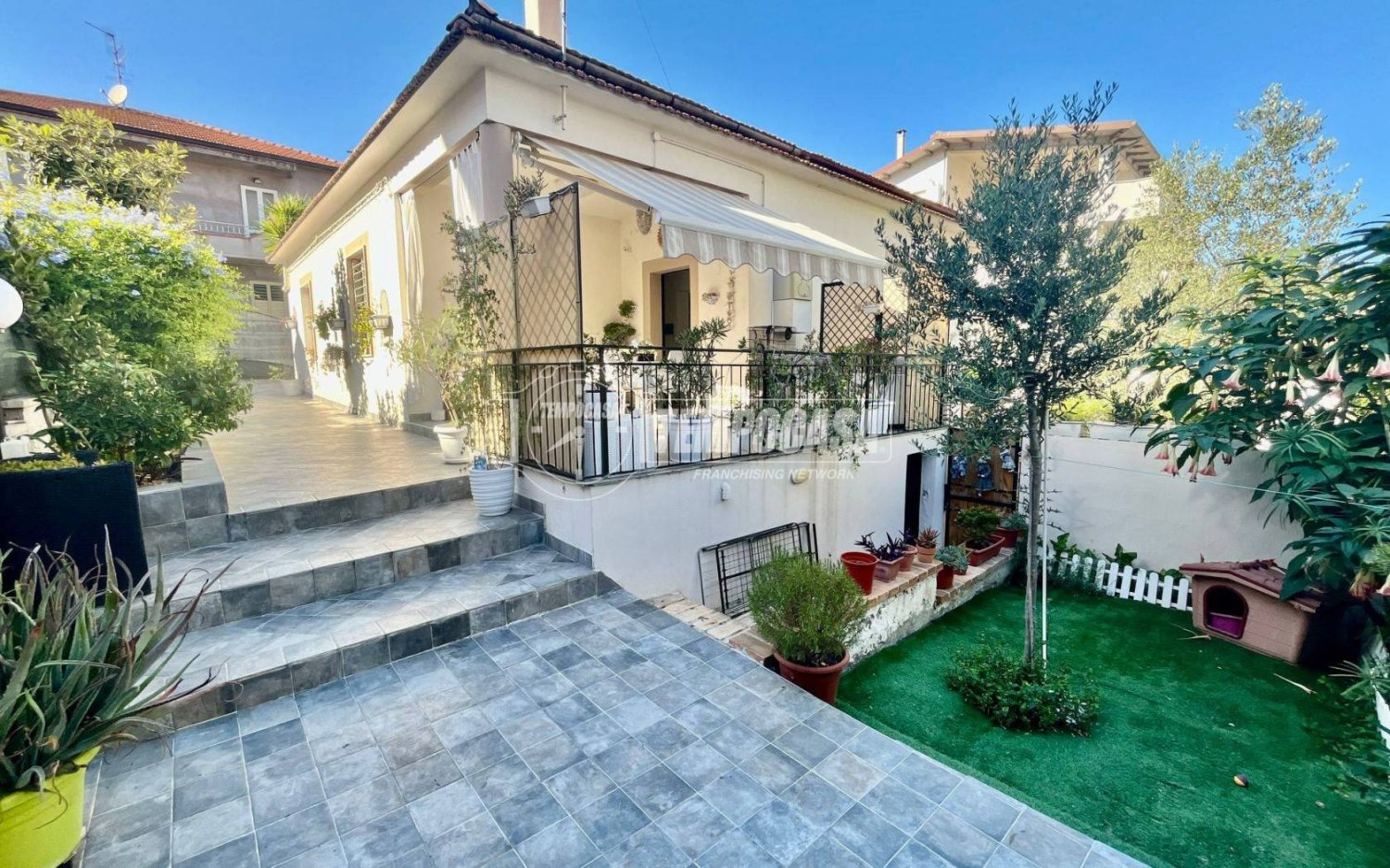 3 bedrooms Apartment in Spoltore, Italy No. 342112