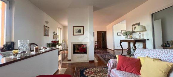 5 bedrooms Penthouse in Perugia, Italy No. 191326 7