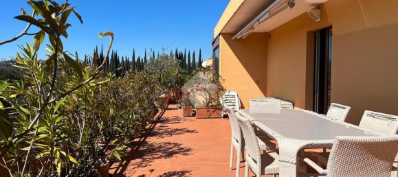 5 bedrooms Penthouse in Perugia, Italy No. 191326 2