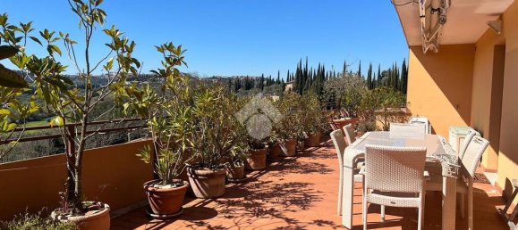 5 bedrooms Penthouse in Perugia, Italy No. 191326 8