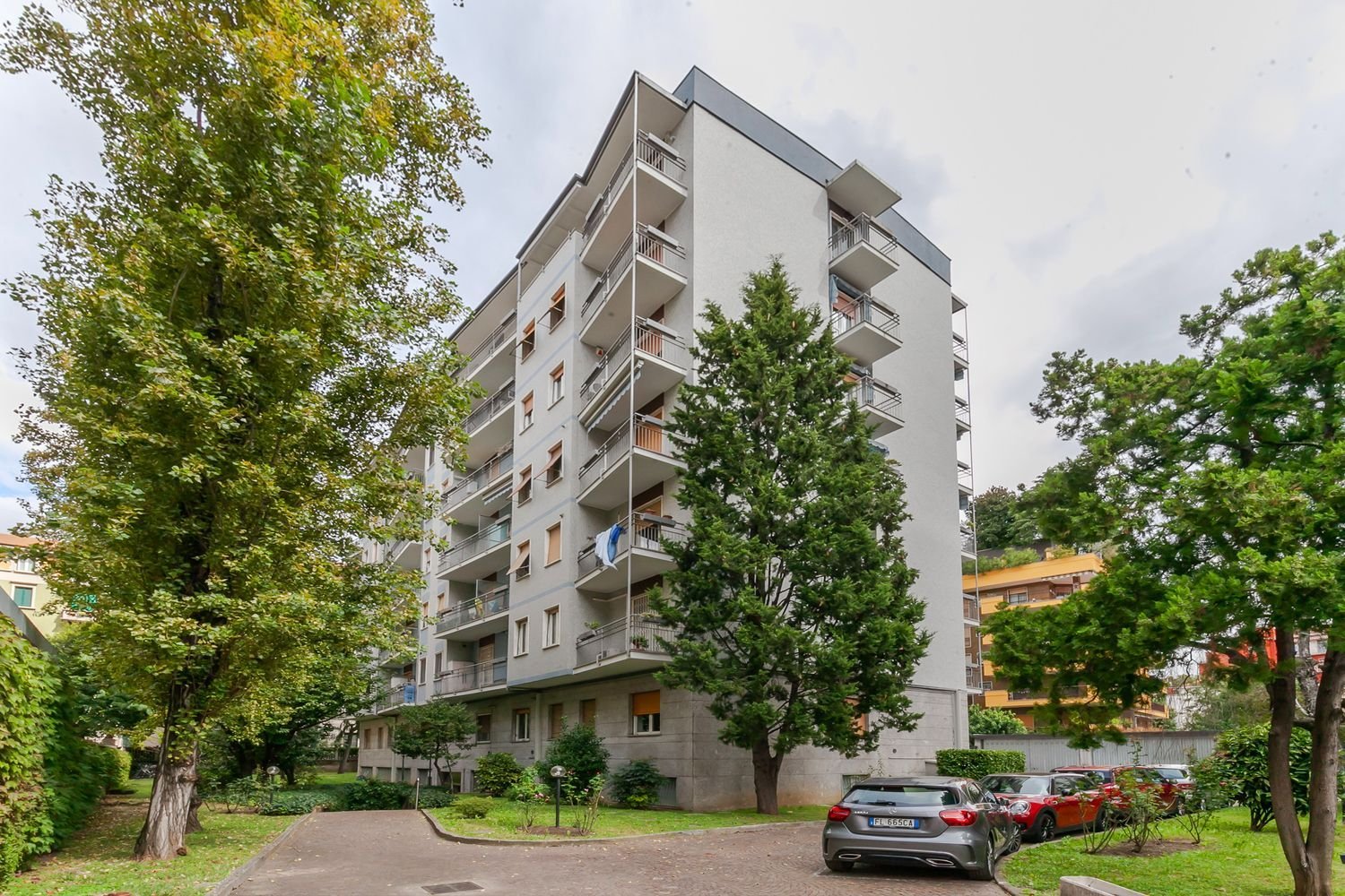 3 chambres Appartement à Milan, Italy No. 357770