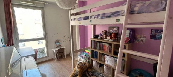 3 bedrooms Apartment in Marignane, France No. 333990 11