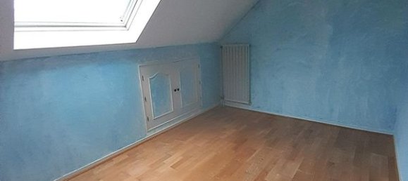 5 bedrooms House in Saran, France No. 157606 11