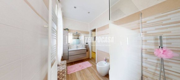 1 bedroom Apartment in Volpiano, Italy No. 118996 11