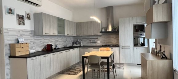 3 bedrooms Apartment in Savignano sul Rubicone, Italy No. 330594 2