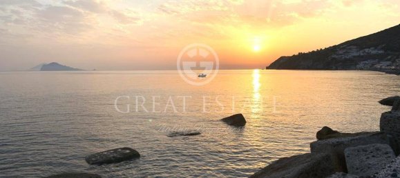 Apartamento de 2 dormitorios en Lipari, Italy No. 178979 9